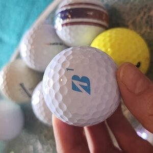 Golf Balls, Nitro & Bridgestone (8)
